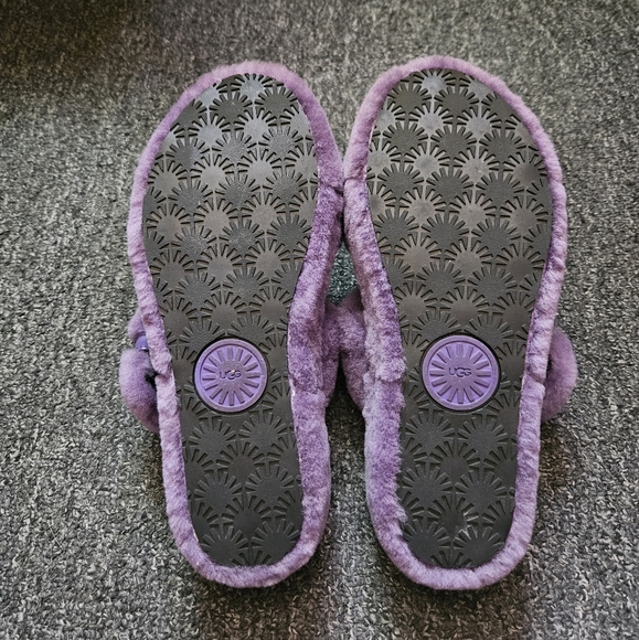 UGG Purple Fuzz yea slipper sandals - Picture 5 of 5